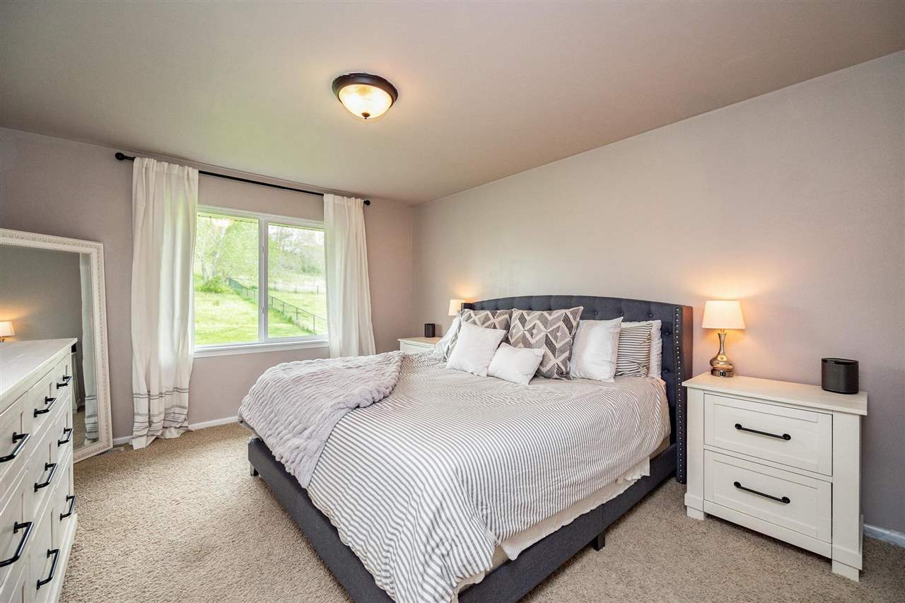 7103 Rolling Ridge Drive Southwest Cedar Rapids, IA 52404 - Photo 14 of 29 Gallery Image 14
