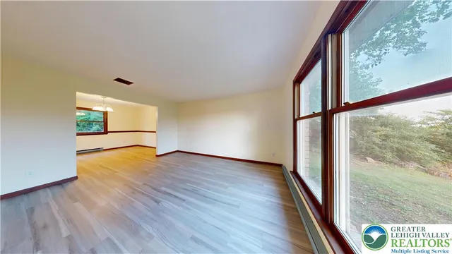 $464,900 | 3063 Old Post Road, Slatington, PA 18080