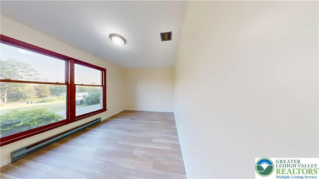 $464,900 | 3063 Old Post Road, Slatington, PA 18080