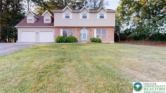 $464,900 | 3063 Old Post Road, Slatington, PA 18080