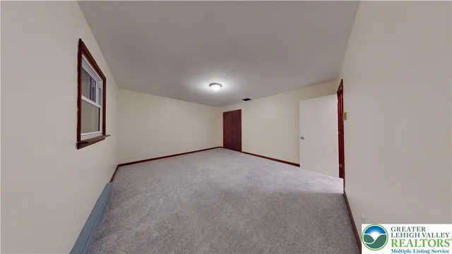 $464,900 | 3063 Old Post Road, Slatington, PA 18080