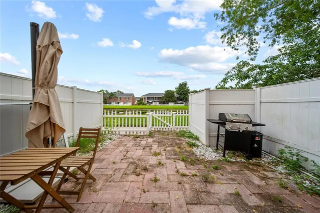 a view of a green field with lots of green space