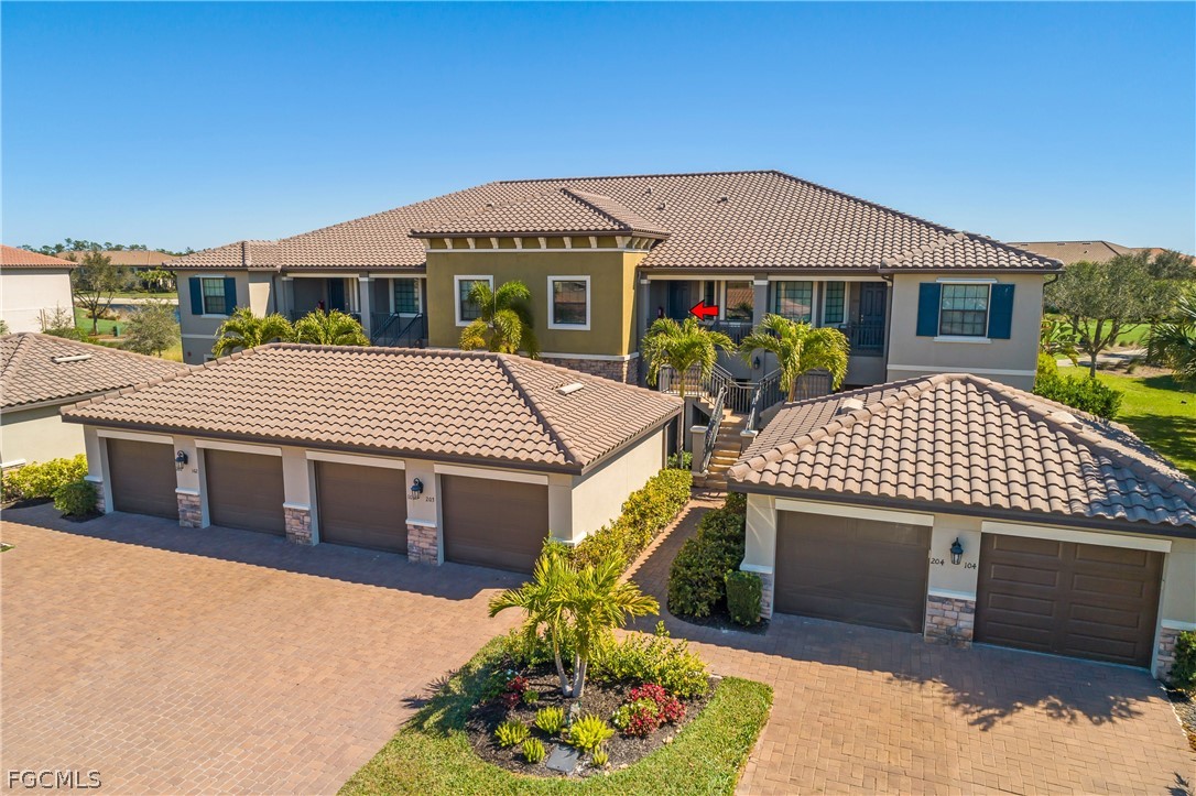 9366 Pocida Court, Unit 203 Naples, FL 34119 - Photo 6 of 46