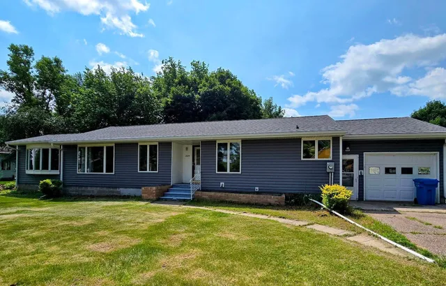$195,000 | 229 Oak Street, Tyler, MN 56178