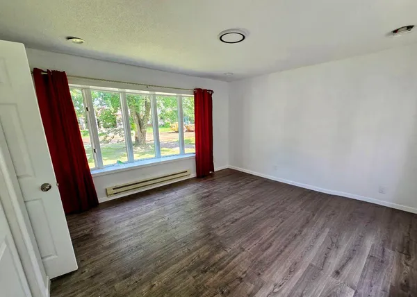 $184,900 | 229 Oak Street, Tyler, MN 56178