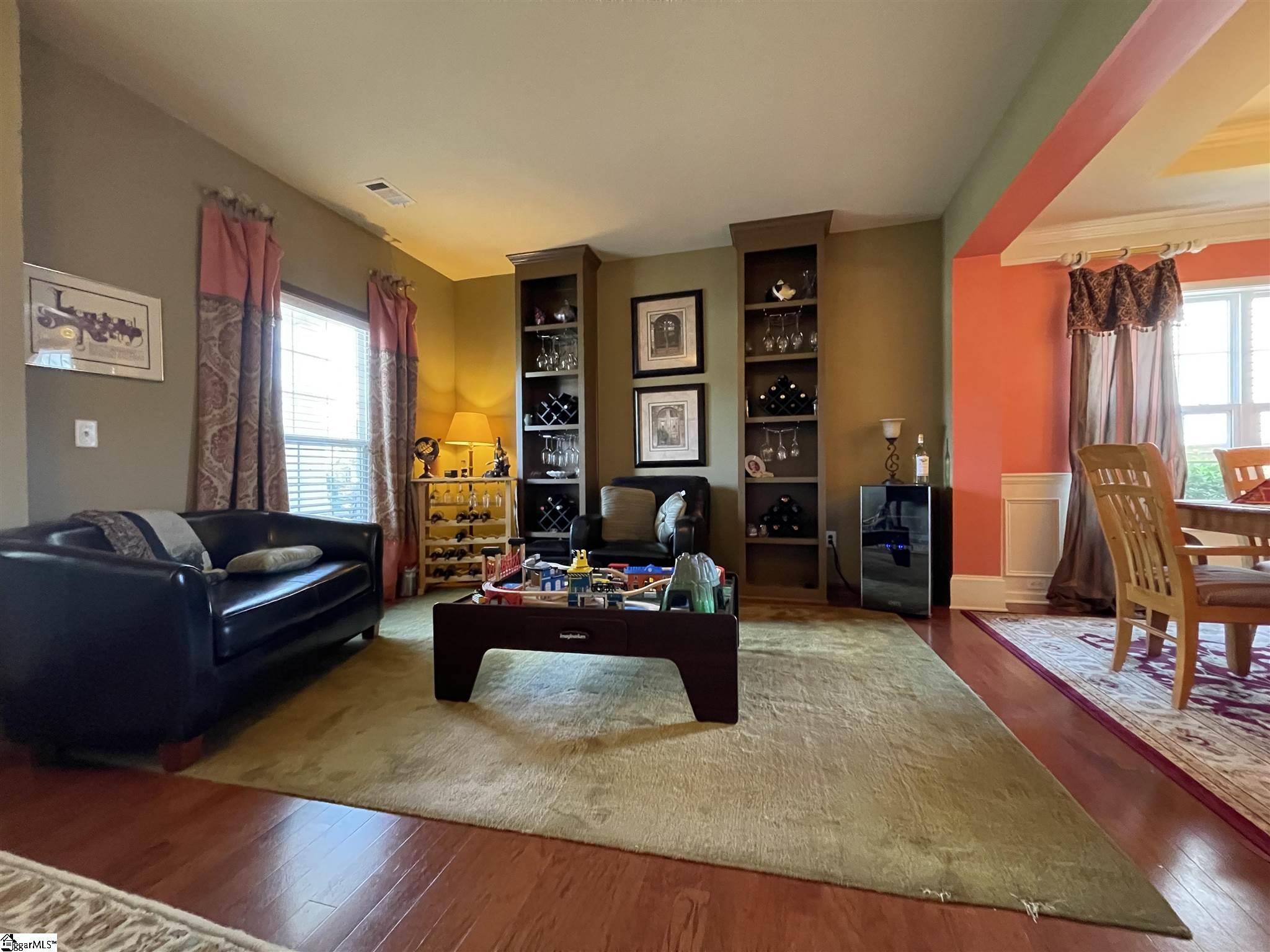100 Rivanna Lane Greenville, SC 29607 - Photo 8 of 36 Gallery Image 8