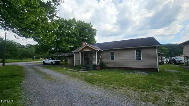 $114,999 | 10 Powell Valley Road, Big Stone Gap, VA 24219