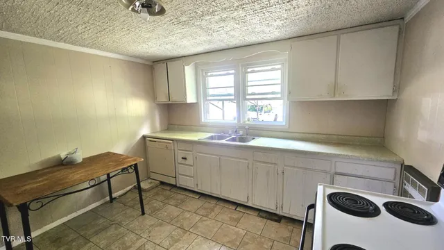 $114,999 | 10 Powell Valley Road, Big Stone Gap, VA 24219