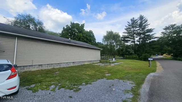 $114,999 | 10 Powell Valley Road, Big Stone Gap, VA 24219