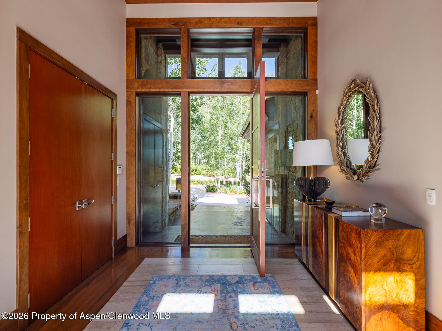 750 South Starwood Road Aspen, CO 81612 - Photo 4 of 39 a view of living room