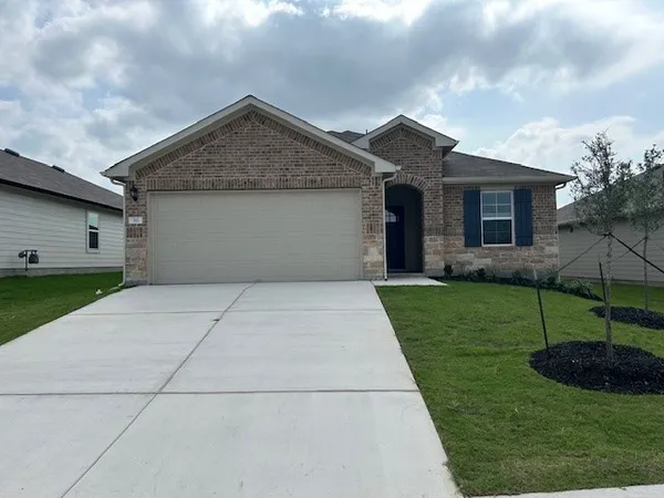 $1,950 | 311 Darwin Place, Lockhart, TX 78644