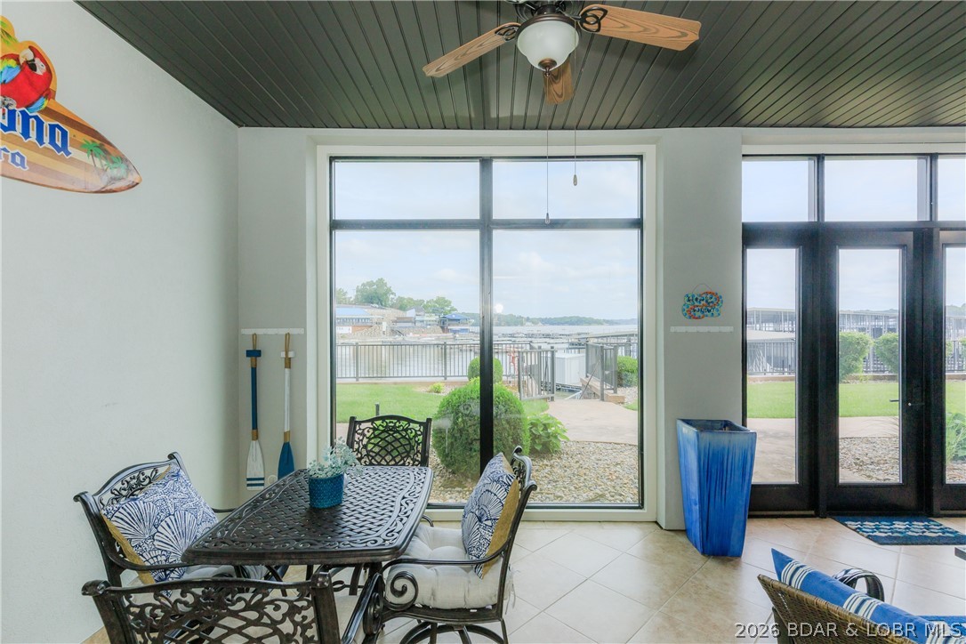 1184 Jeffries Road, Unit 114 Osage Beach, MO 65065 - Photo 26 of 40 four seasons room