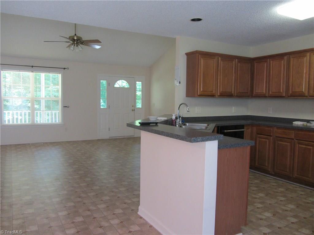 410 Crowder Road Madison, NC 27025 - Photo 7 of 16