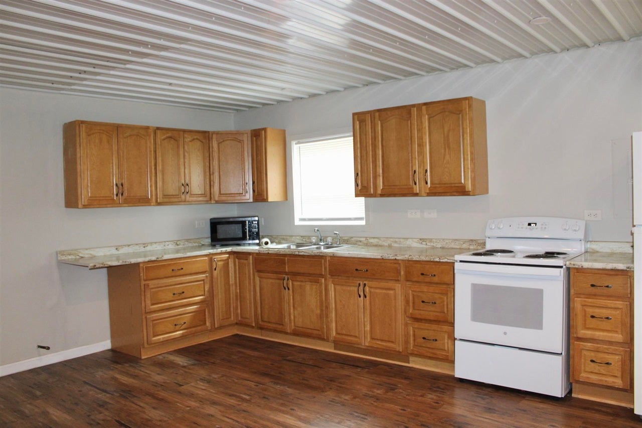 2855 Flat Rock Road Morgantown, KY 42261 - Photo 8 of 41 Gallery Image 8