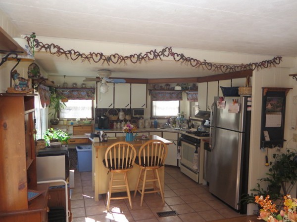 8 Sullivan Road Charlton, MA 01507 - Photo 6 of 25 Gallery Image 6