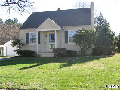427 Willow Road Hellertown, PA 18055 - Photo 1 of 8 Gallery Image 1