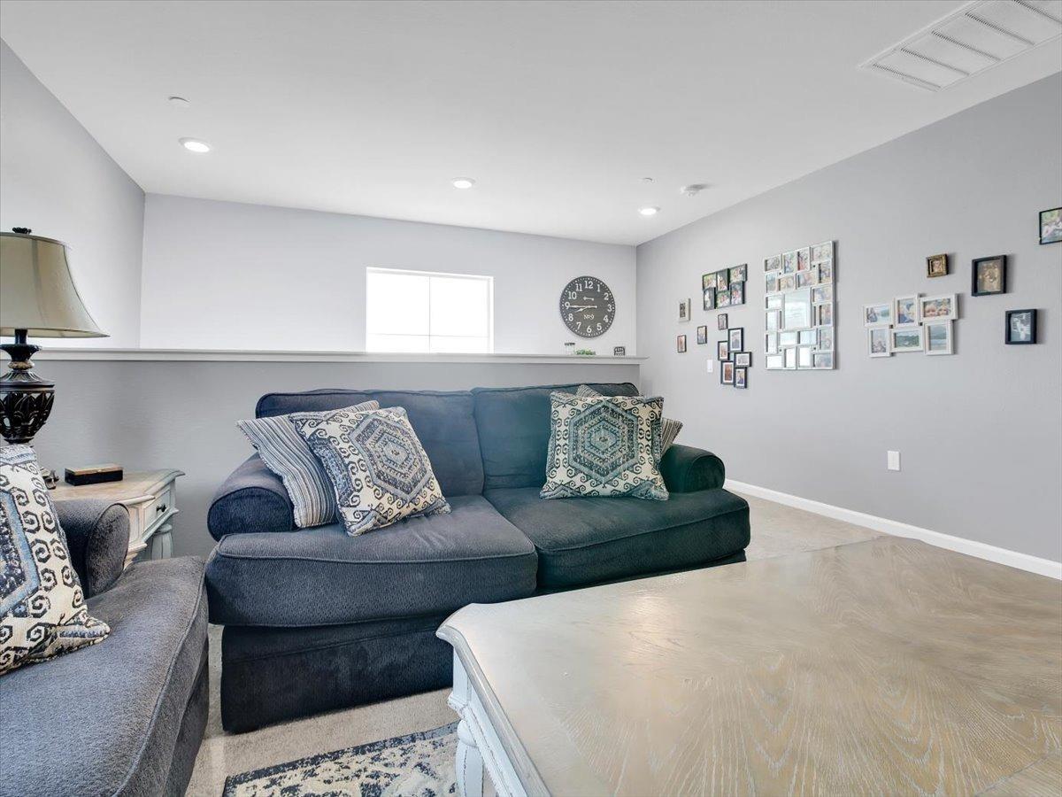 1338 Callison Way Olivehurst, CA 95961 - Photo 25 of 70 Upstairs Loft area