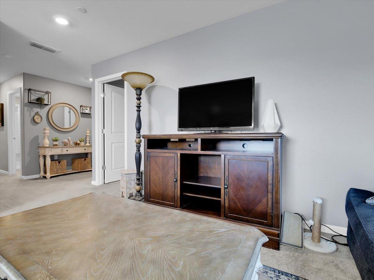 1338 Callison Way Olivehurst, CA 95961 - Photo 27 of 70