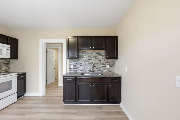 $429,000 | 28-30 Cherrelyn Street, Springfield, MA 01104