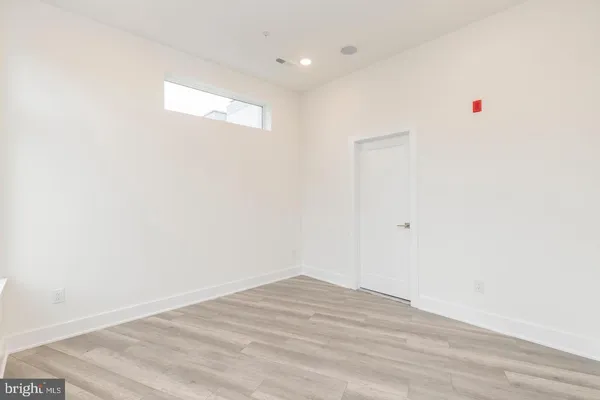 $2,850 | 90 West Laurel Street, Unit A, Philadelphia, PA 19123