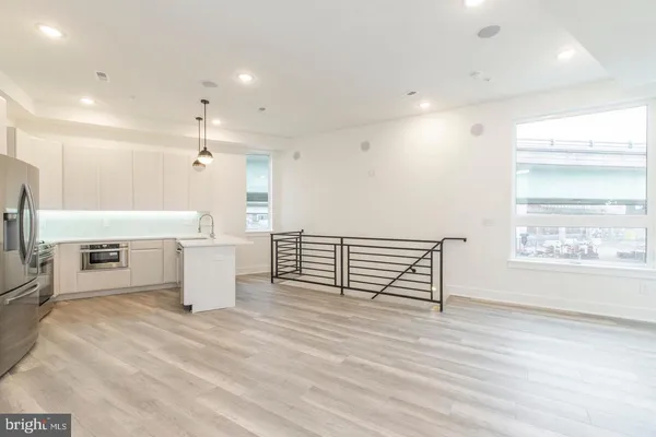 $2,850 | 90 West Laurel Street, Unit A, Philadelphia, PA 19123