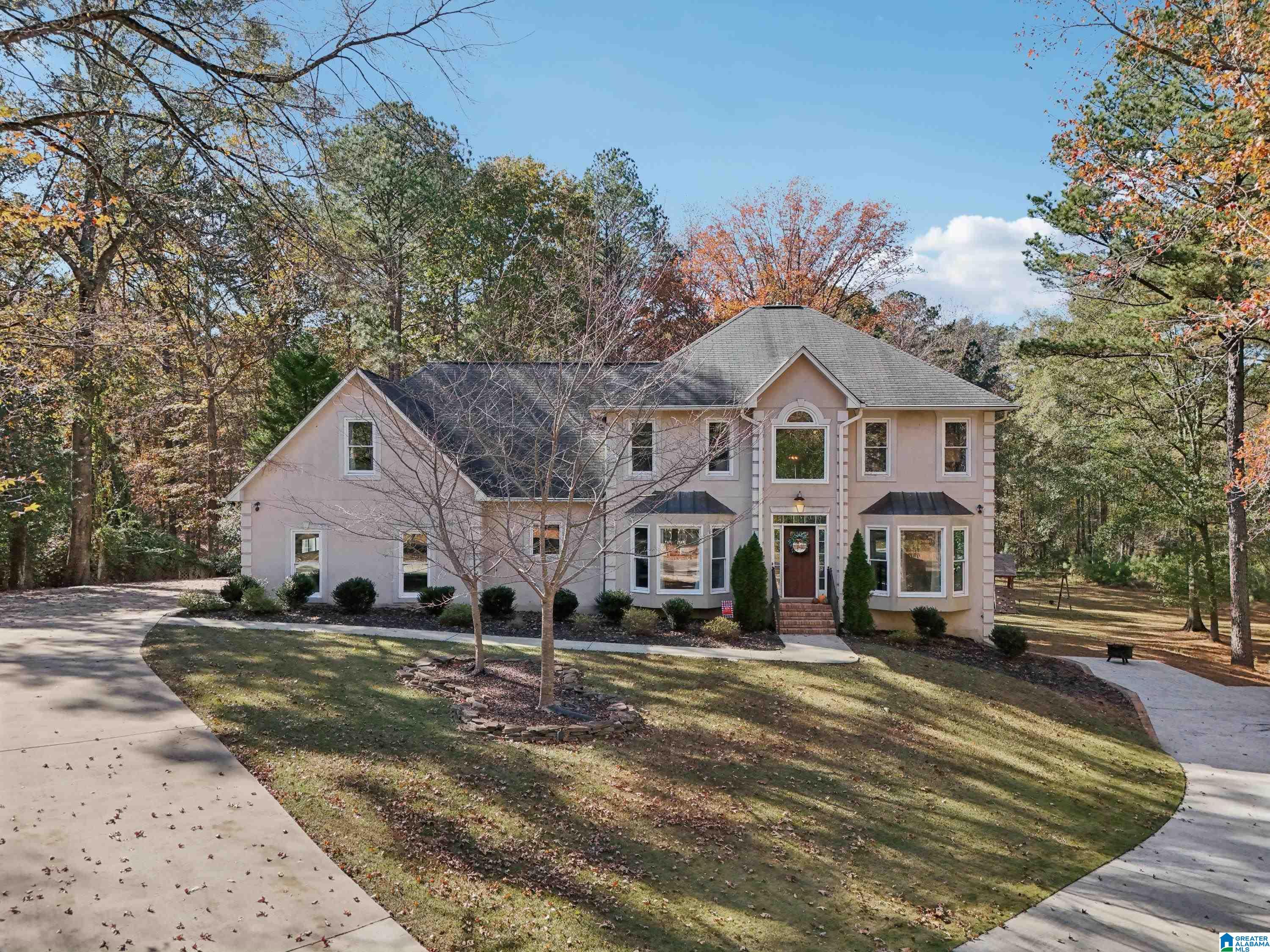 101 Windsor Circle Pelham, AL 35124 - Photo 1 of 60