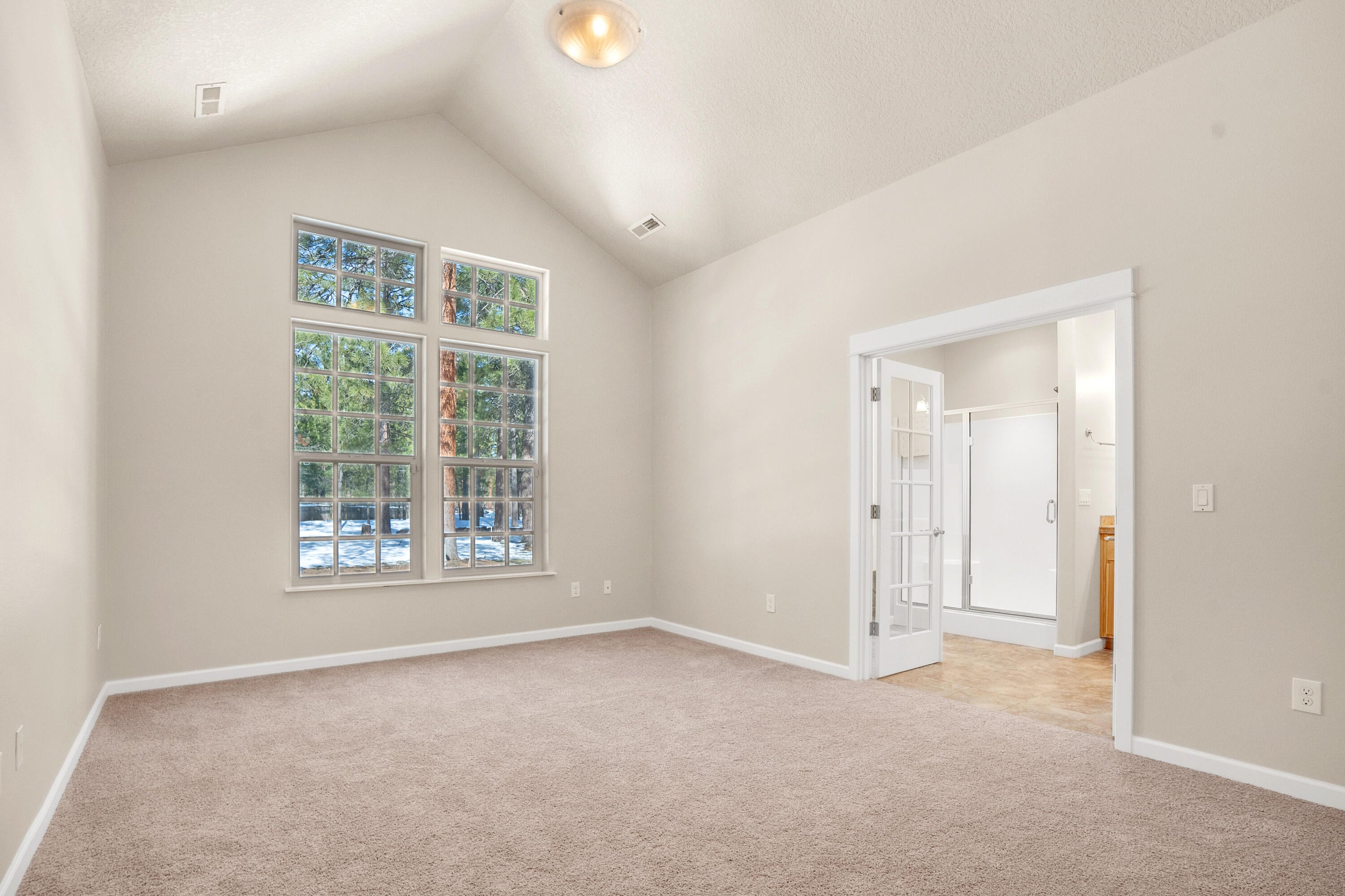 14883 Bluegrass Loop Sisters, OR 97759 - Photo 21 of 40 34
