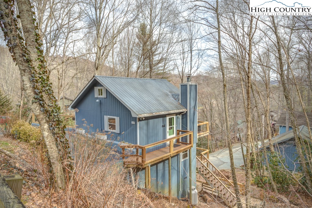 291 Laurel Ridge Banner Elk, NC 28604 - Photo 33 of 48 Gallery Image 33