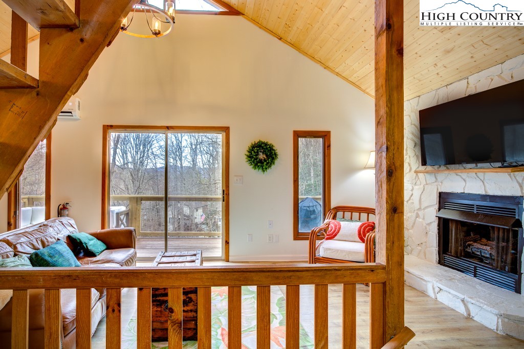 291 Laurel Ridge Banner Elk, NC 28604 - Photo 4 of 48 Gallery Image 4