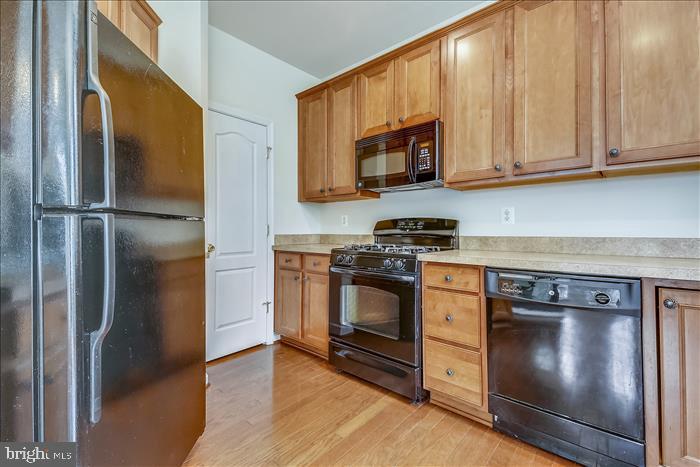 119 Mountain Creek Circle Frederick, MD 21702 - Photo 10 of 34 Kitchen