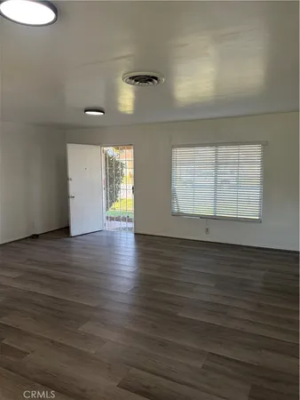 $3,000 | 17273 Seville Avenue, Fontana, CA 92335