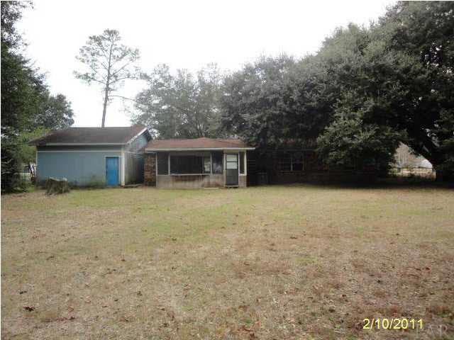 7512 Stagecoach Road Pensacola, FL 32526 - Photo 18 of 19 Storage Buildings in Back Yard