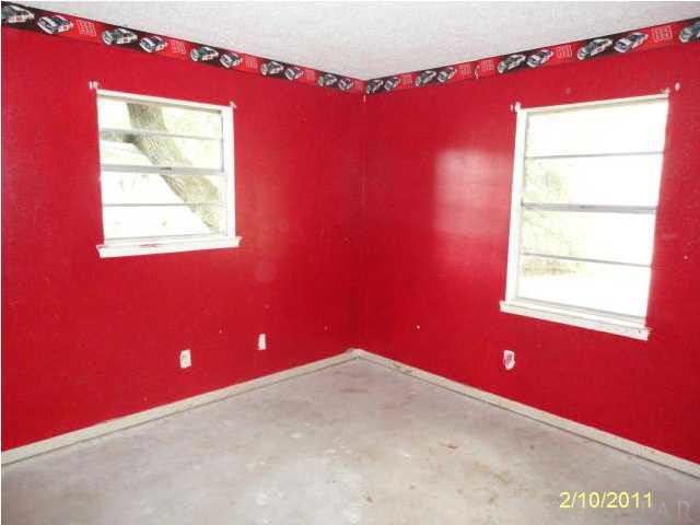 7512 Stagecoach Road Pensacola, FL 32526 - Photo 10 of 19 Bedroom 3