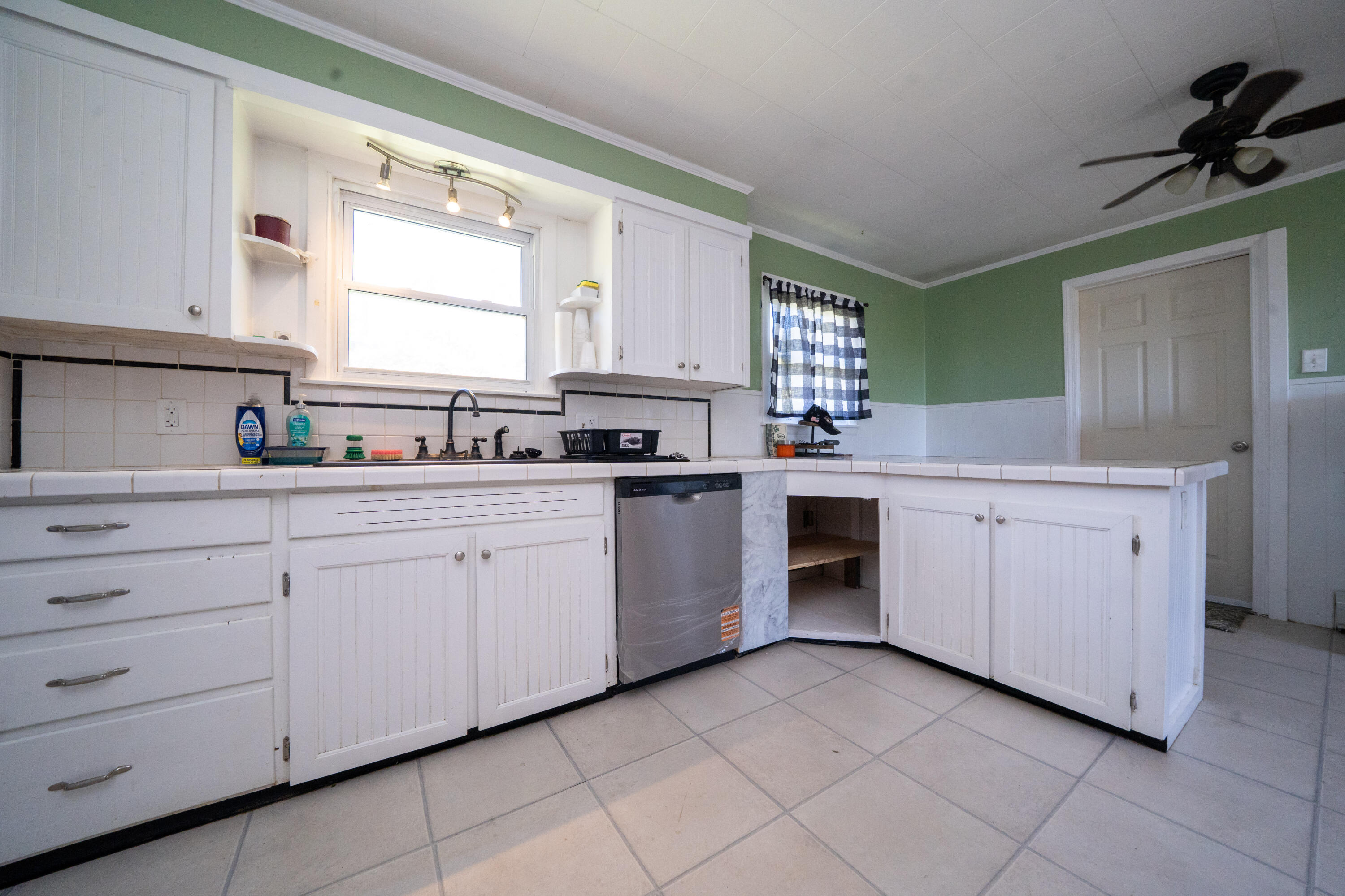 455 Billings Road Hermon, ME 04401 - Photo 5 of 23 DSC09083-2