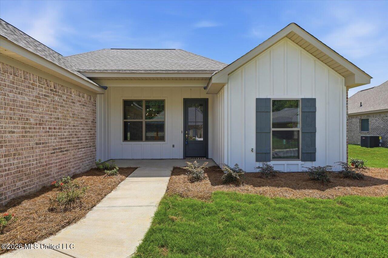 148 Stapleton Drive Canton, MS 39046 - Photo 3 of 35 03-148 Stapleton Dr _ Hometoursms.com