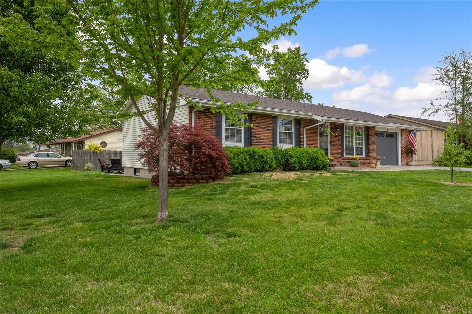 5 Greengage Rd Street St. Peters, MO 63376 - Photo 3 of 33