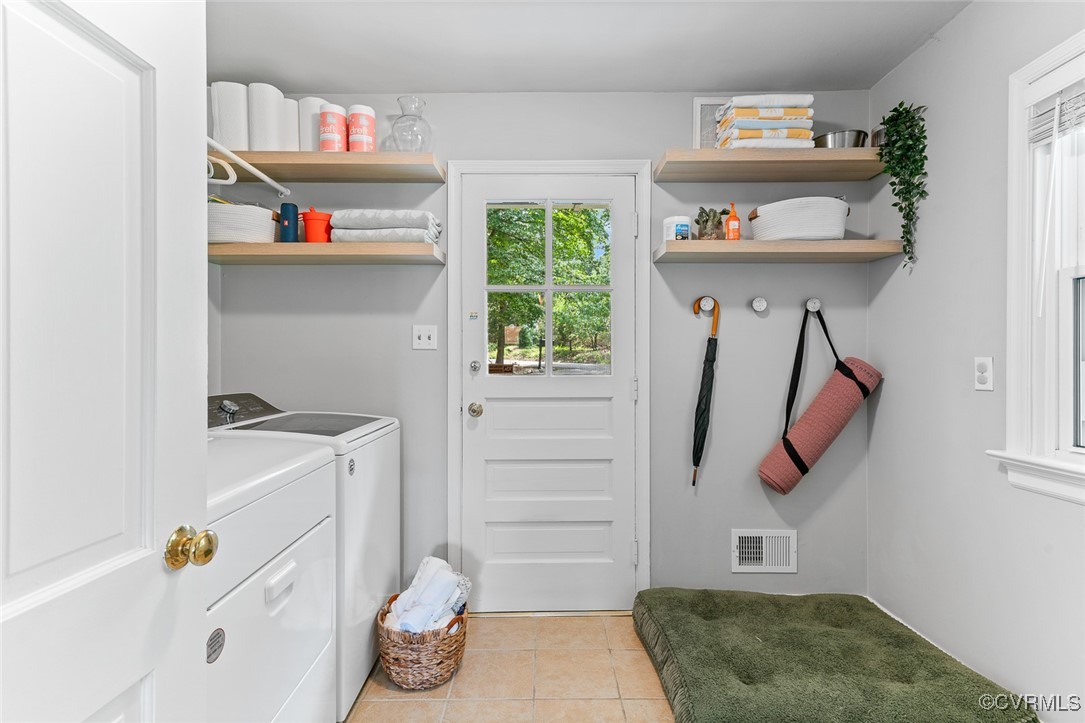 7735 Cherokee Road Richmond, VA 23225 - Photo 27 of 33 a room with toys and stairs