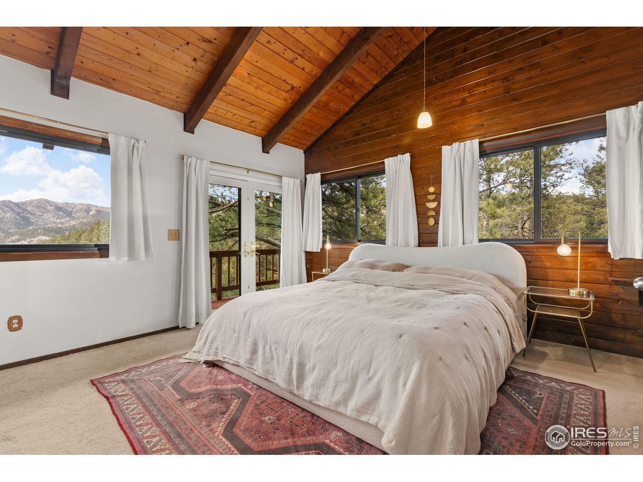 661 Peakview Road Boulder, CO 80302 - Photo 14 of 39 Primary suite with private balcony