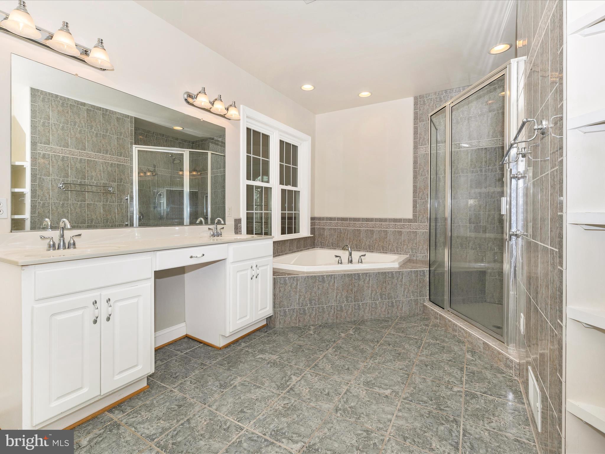 3710 Stone Row Lane Rohrersville, MD 21779 - Photo 33 of 62 Primary Bathroom