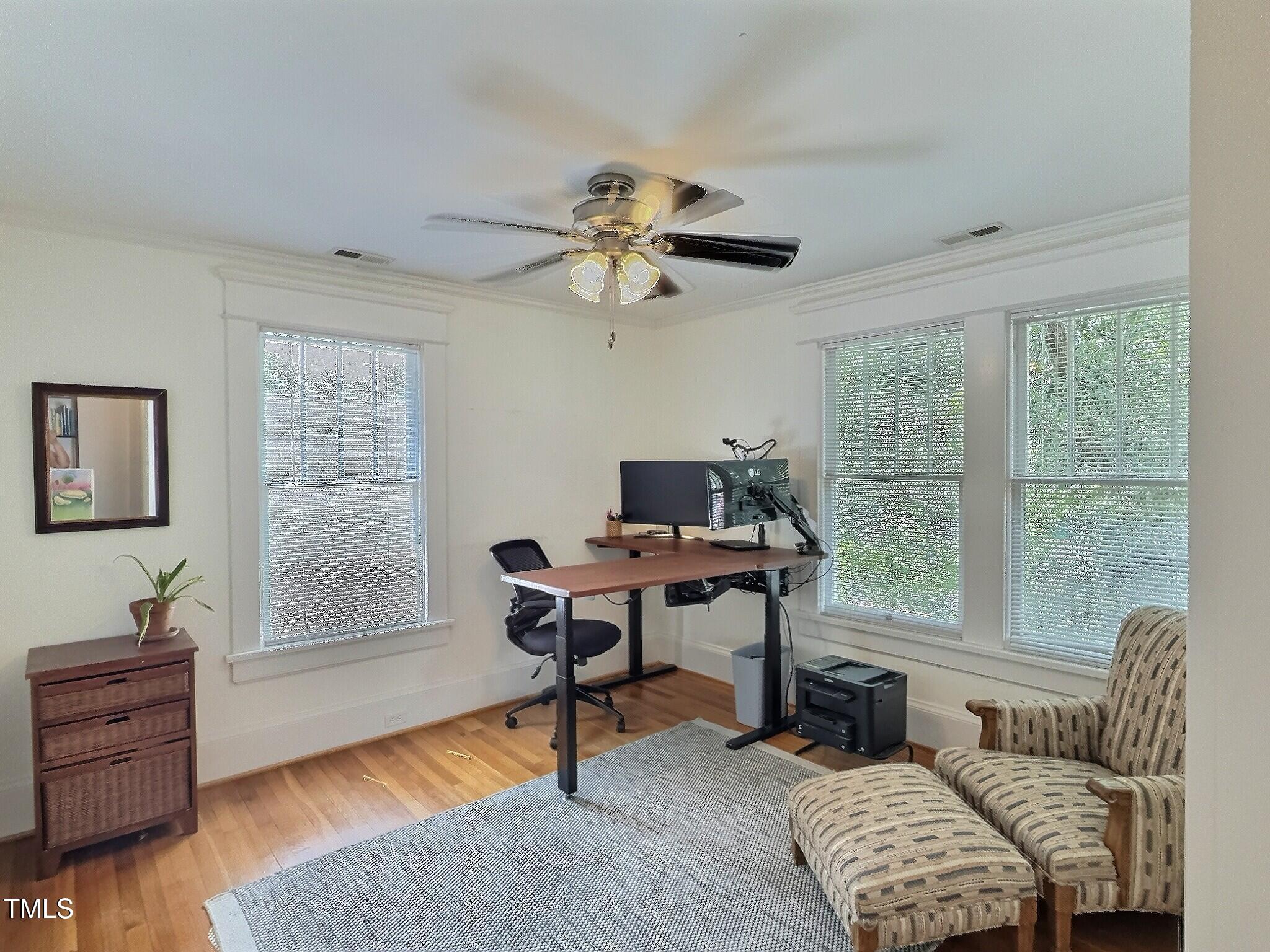901 West Markham Avenue Durham, NC 27701 - Photo 27 of 38 a living room with furniture and a window
