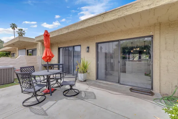 $455,000 | 5803 Los Santos Drive, Unit 19, Palm Springs, CA 92264