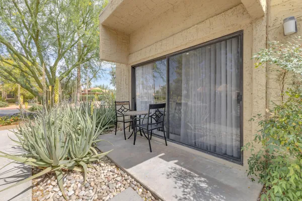 $455,000 | 5803 Los Santos Drive, Unit 19, Palm Springs, CA 92264