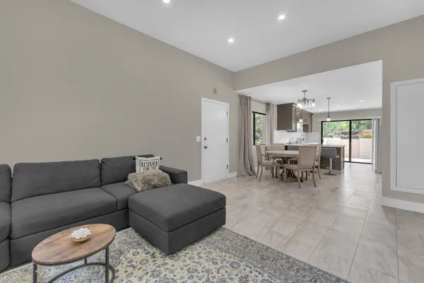 $455,000 | 5803 Los Santos Drive, Unit 19, Palm Springs, CA 92264