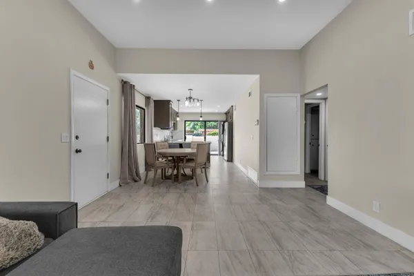 $455,000 | 5803 Los Santos Drive, Unit 19, Palm Springs, CA 92264