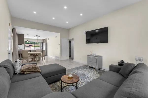 $455,000 | 5803 Los Santos Drive, Unit 19, Palm Springs, CA 92264