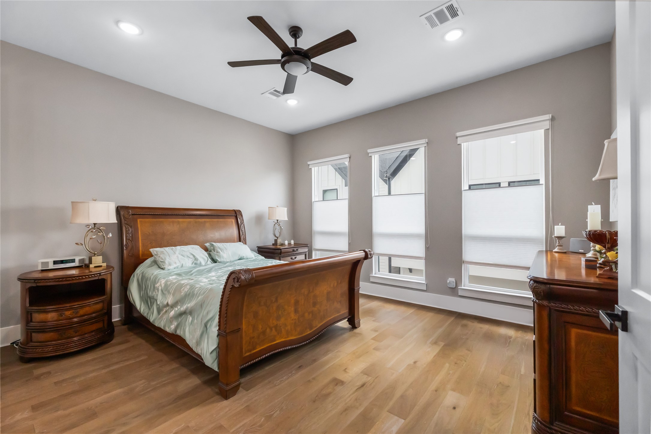 1407 West 23rd Street Houston, TX 77008 - Photo 17 of 30