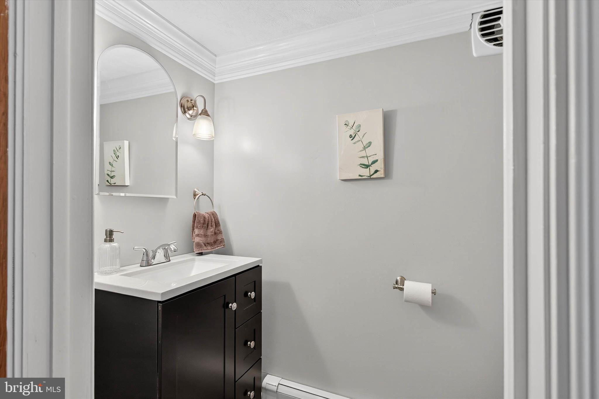 227 Pleasant View Road Hummelstown, PA 17036 - Photo 19 of 80 Half bath on the 1st floor of the main home.