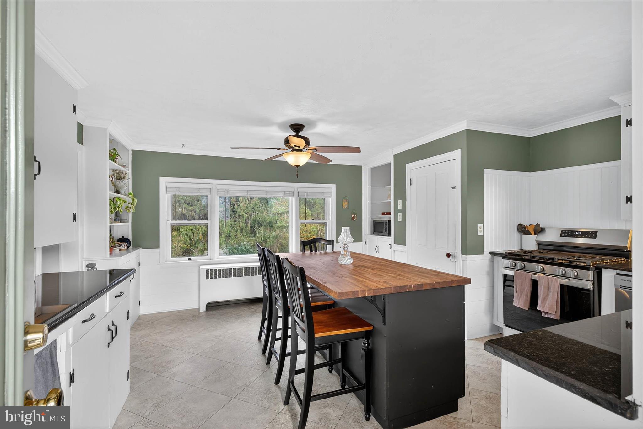 227 Pleasant View Road Hummelstown, PA 17036 - Photo 6 of 80 Main home kitchen with new granite counters.