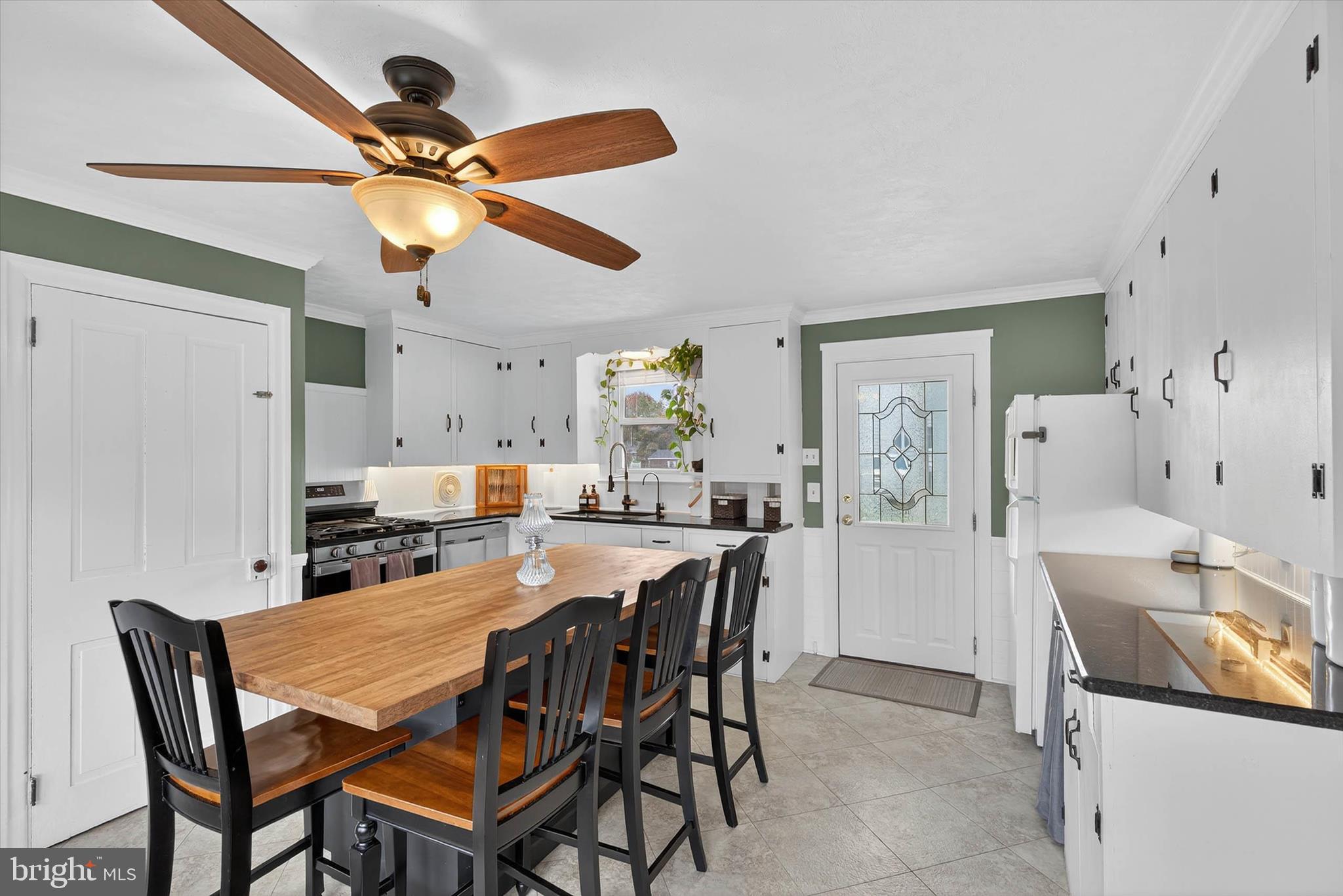 227 Pleasant View Road Hummelstown, PA 17036 - Photo 8 of 80