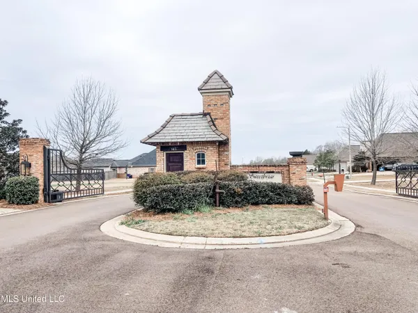 $345,000 | 162 Sweetbriar Circle, Canton, MS 39046